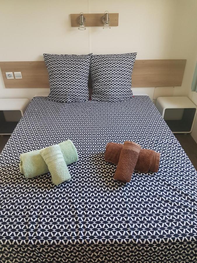 Frejus Tout Confort, Climatisation,Linge De Lit Et De Toilette, Coffre Fort, Ventilations Au Plafond Chambres Et Wifi Possible Exteriér fotografie