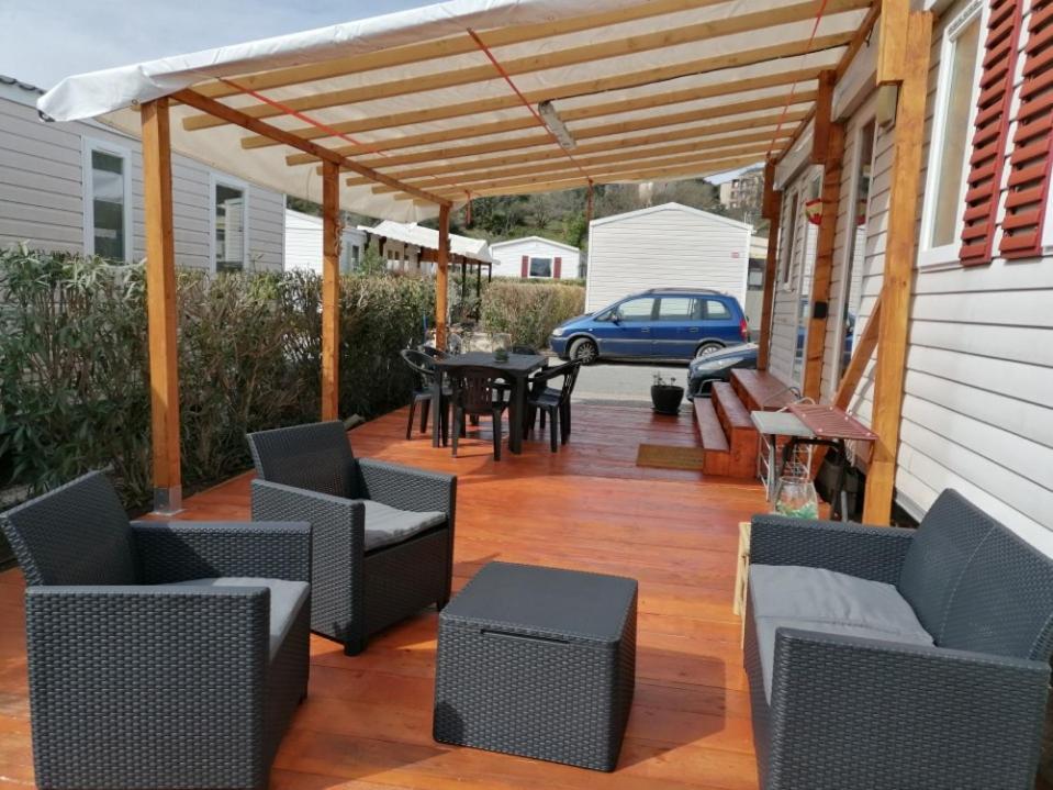 Frejus Tout Confort, Climatisation,Linge De Lit Et De Toilette, Coffre Fort, Ventilations Au Plafond Chambres Et Wifi Possible Exteriér fotografie