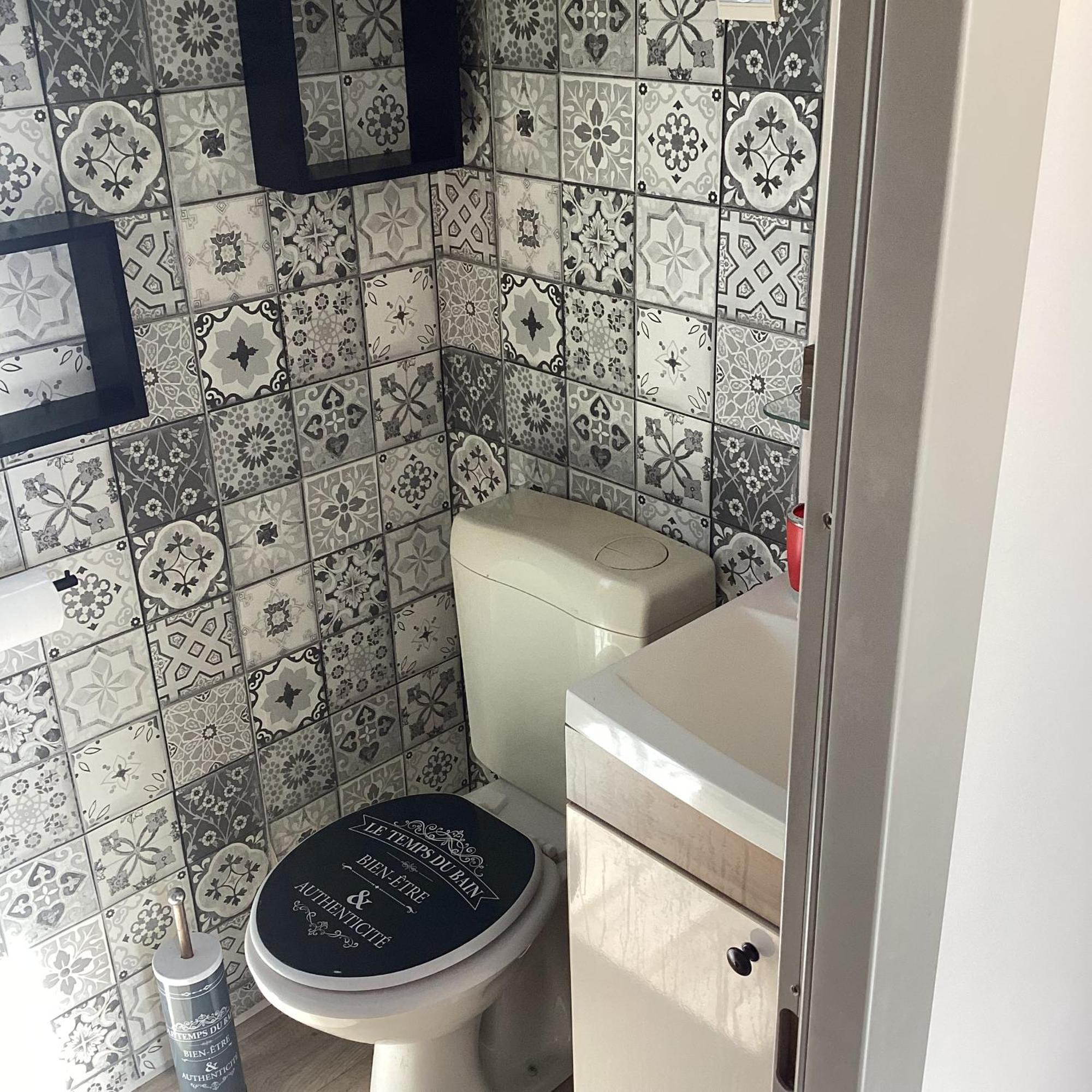 Frejus Tout Confort, Climatisation,Linge De Lit Et De Toilette, Coffre Fort, Ventilations Au Plafond Chambres Et Wifi Possible Exteriér fotografie
